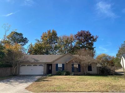 2817 Forest Dr