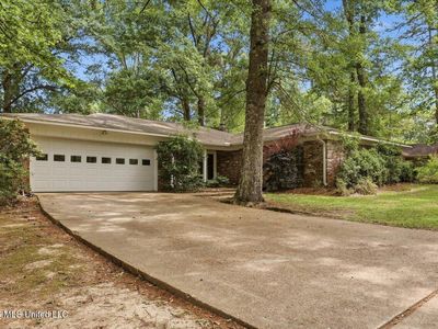 300 Whippoorwill Rd