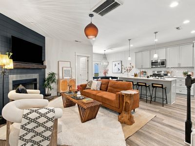 7057 Westside Cir
