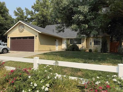 264 E Amanita St