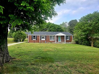 110 Pleasant Dr