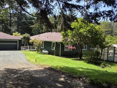 28213 Hunter Creek Hts