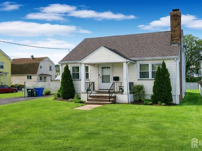 111 Kosciusko Ave