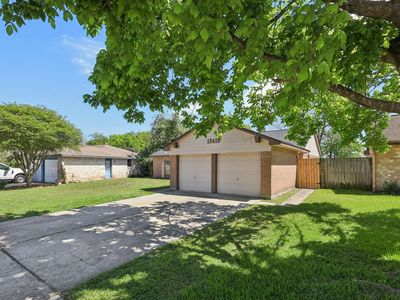 13419 Montaigne Dr