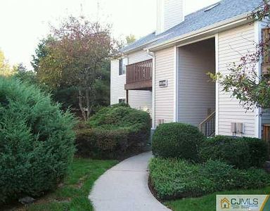 2102 Aspen Dr