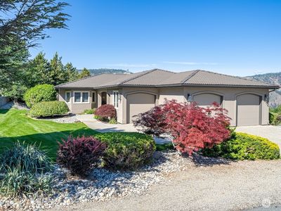 206 Desert Canyon Boulevard