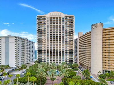 4240 Galt Ocean Dr APT 1506