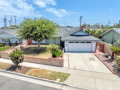 19532 Independence Ln