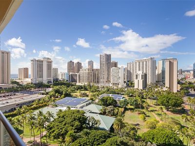 2045 Kalakaua Ave APT 1401