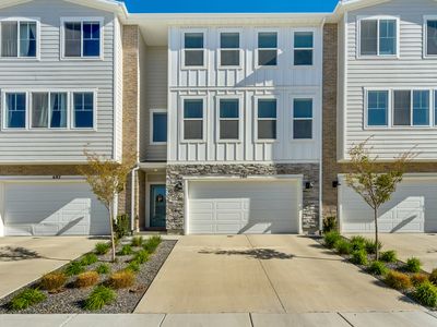 701 E Garden Grove Dr