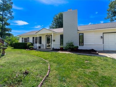 472 Carnegie Rd
