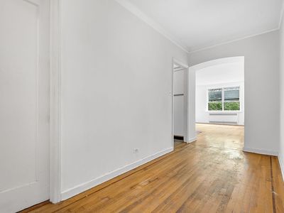 310 W 55th St APT 4B