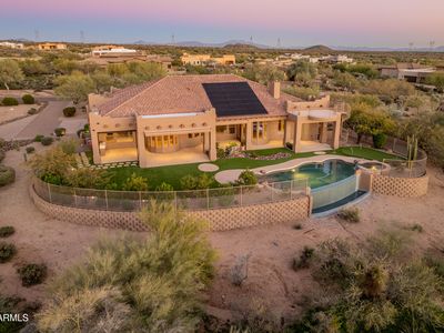 37958 N Boulder View Drive