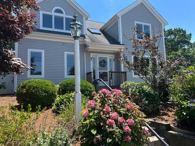 24 Bluff Avenue