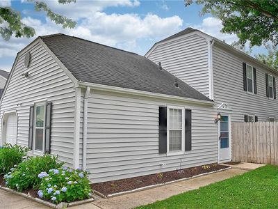 3603 Burns Ct