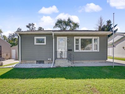 Property at 1620 Easton Ave, Waterloo, IA