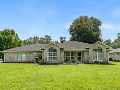 200 NW CHARLOTTE GLEN