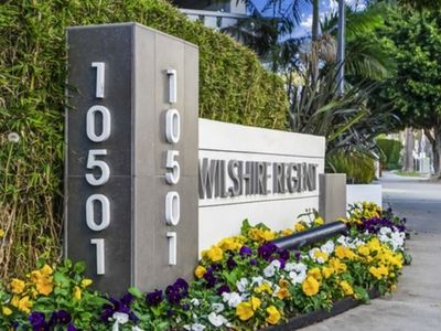 10501 Wilshire Blvd Unit 902