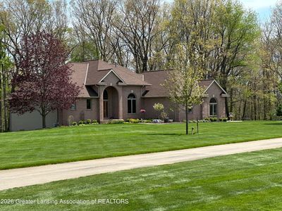 8446 Carriage Ln