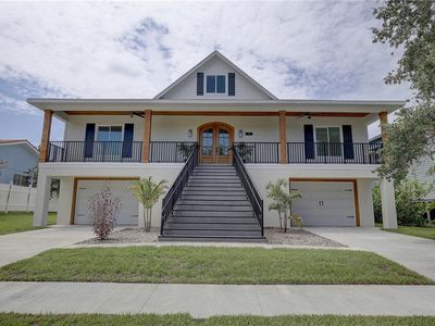 1715 Grand Central Dr