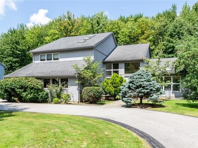 245 Jackson Dr