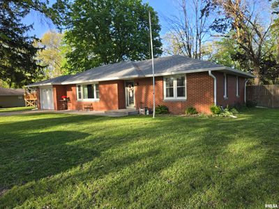 303 Louise St