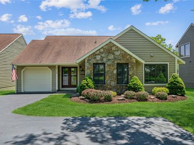 1735 Snowfield Dr