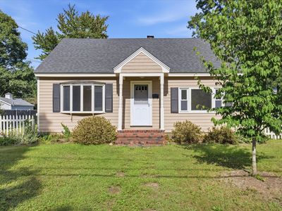 6 Pleasant St