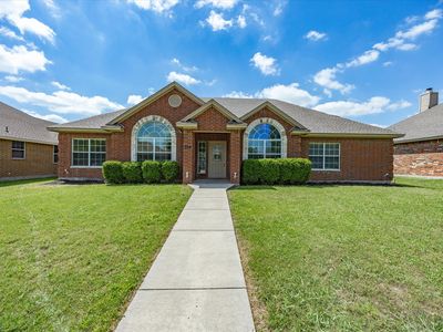Property at 208 Red Wolf Ln, Red Oak, TX