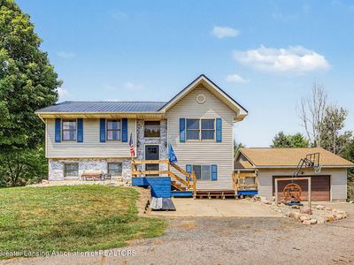 2860 W Vermontville Hwy