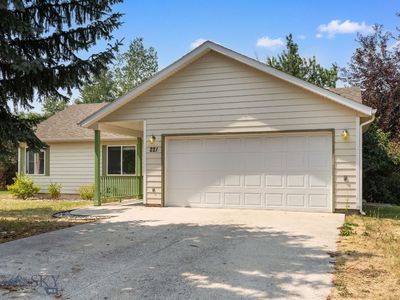 221 Virginia Way