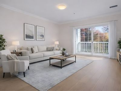 170 Clocktower Dr #103