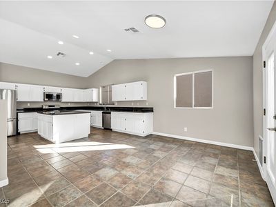 9513 Kelly Creek Ave