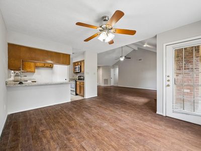 21603 Park York Dr