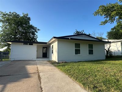 721 Clearwood Dr