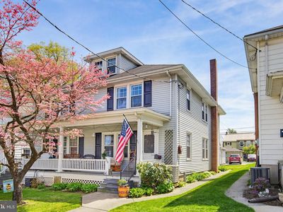 308 E New St