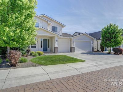 3878 W Lesina Dr