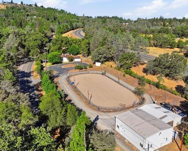 19664 Penn Valley Dr