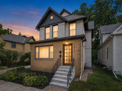 1014 18 1/2 Ave NE