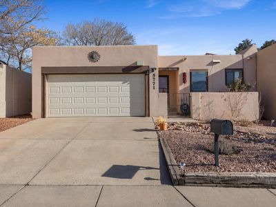 5771 Manzanillo Loop NE