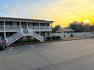 613 S Montgomery St APT 24