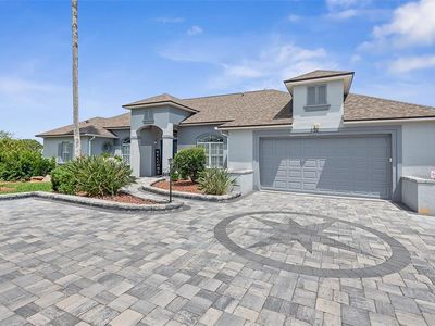 72 Club House Dr