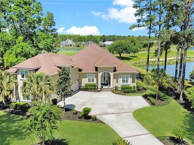 40 Hampton Hall Blvd