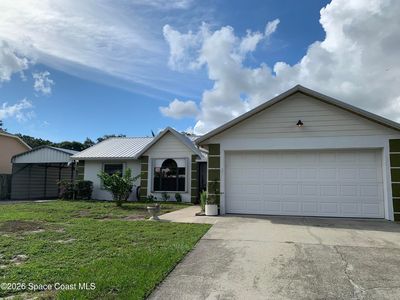 887 Spirea Dr
