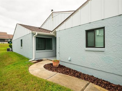 1750 WINDSONG CIRCLE
