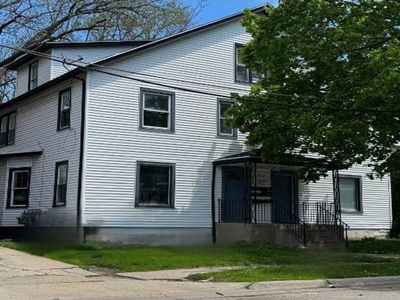 517 Palm St
