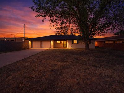 1610 W Golf Course Rd