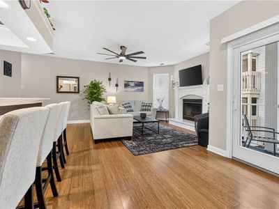 2301 Beach Haven Dr APT 201