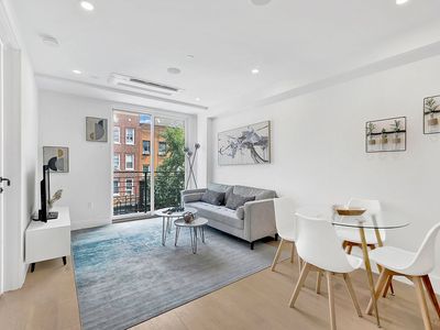 156 Tompkins Ave #2F