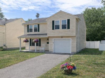 93 Hobson Ave